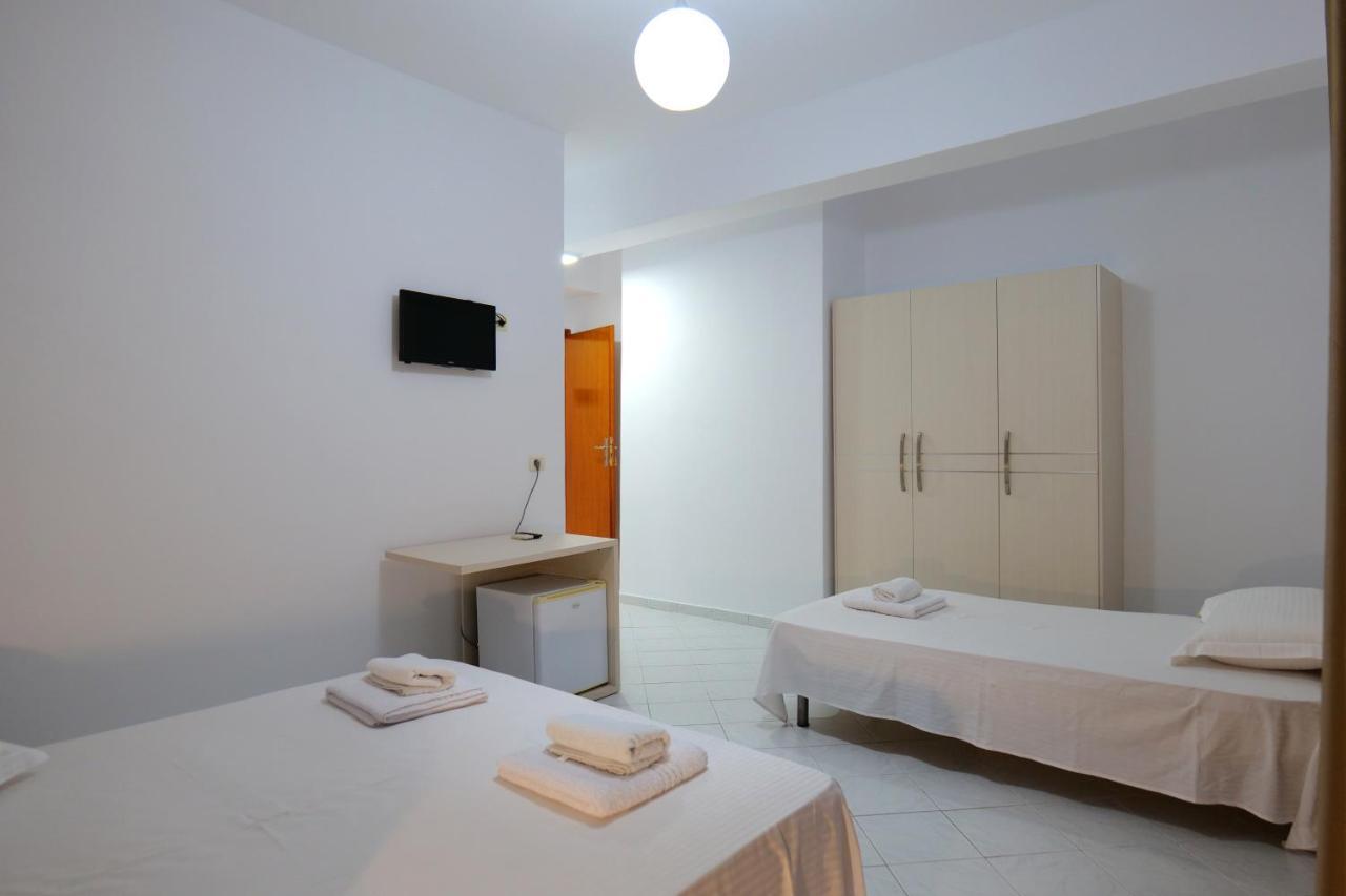 Saranda Inn Rooms & Apartments Esterno foto